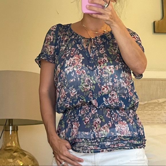 Express Floral Top - Picture 3 of 3